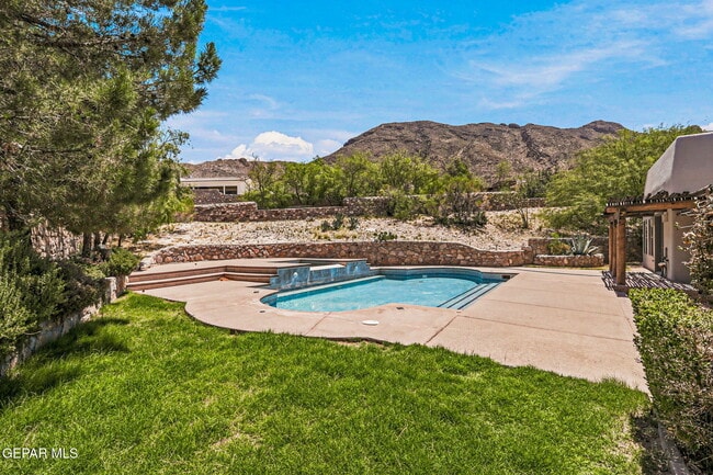 Building Photo - 5601 Burning Tree Dr