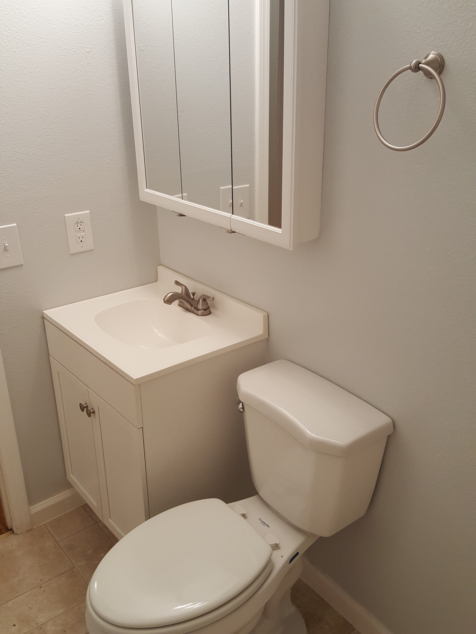 Building Photo - 7502 Bodega Ave