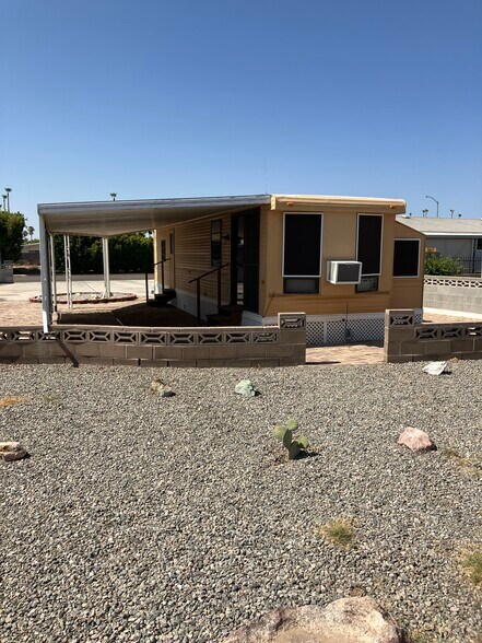 Primary Photo - 24 W Rio Colorado Dr