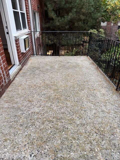 Building Photo - 3524 Cambridge Ave