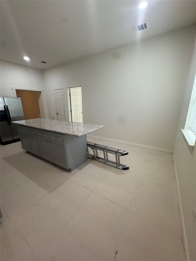 Building Photo - 1443 Willow Rock Rd