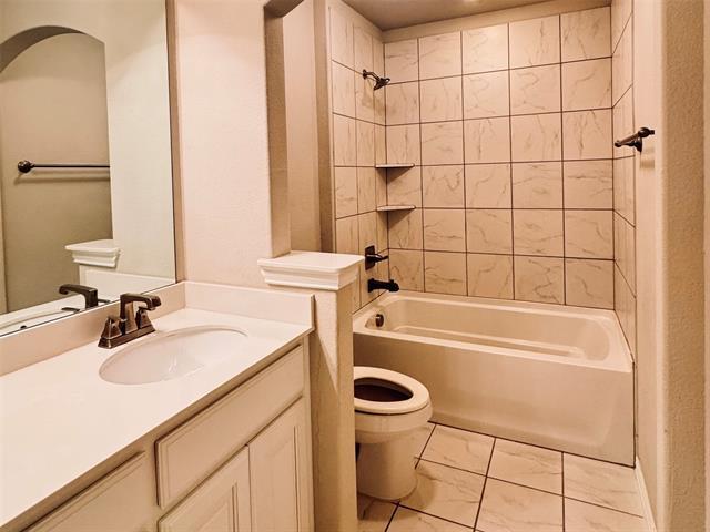 Building Photo - 4675 Rhett Ln