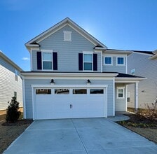 Building Photo - Beautiful 4BR/3BA Home in Parkside Crossing