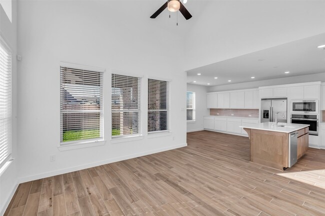 Building Photo - 27007 Golden Isle Ln