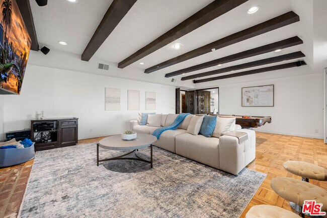 Building Photo - 3722 Alonzo Ave