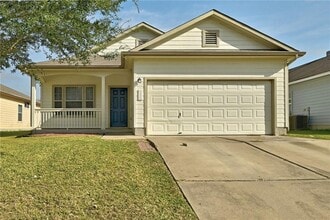 Building Photo - 11306 Dimmit St