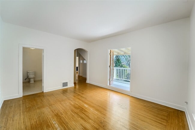 Building Photo - 5924 Graciosa Dr