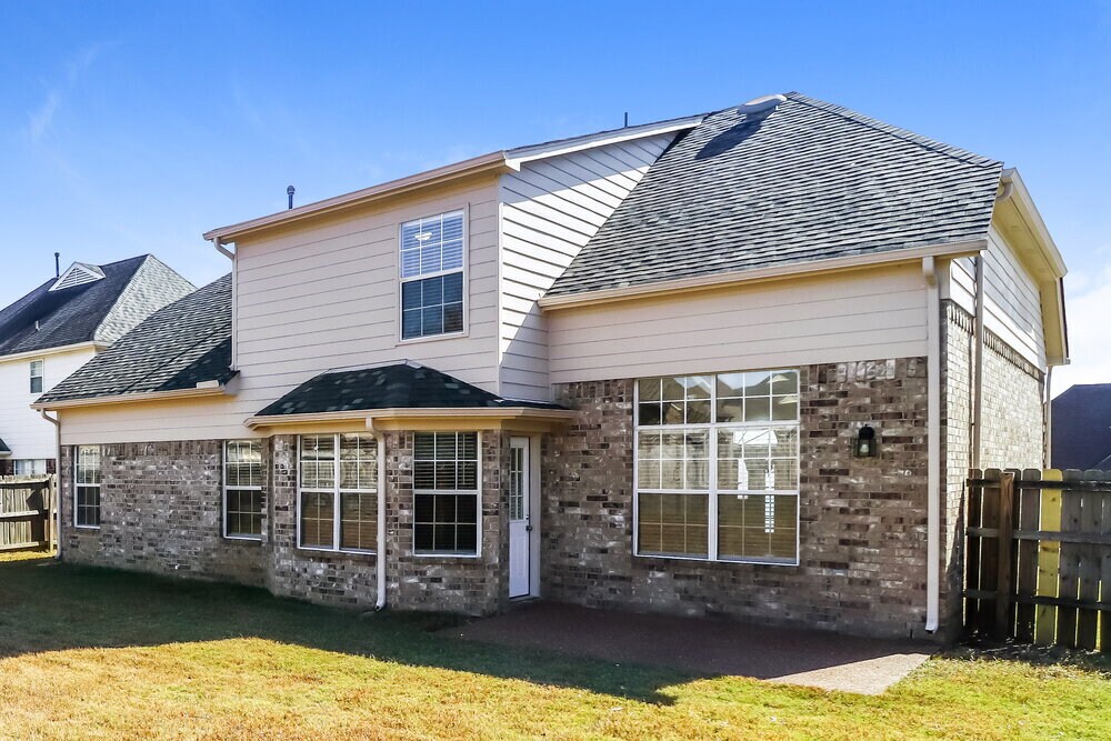 Building Photo - 10198 Spruce Grove Ln