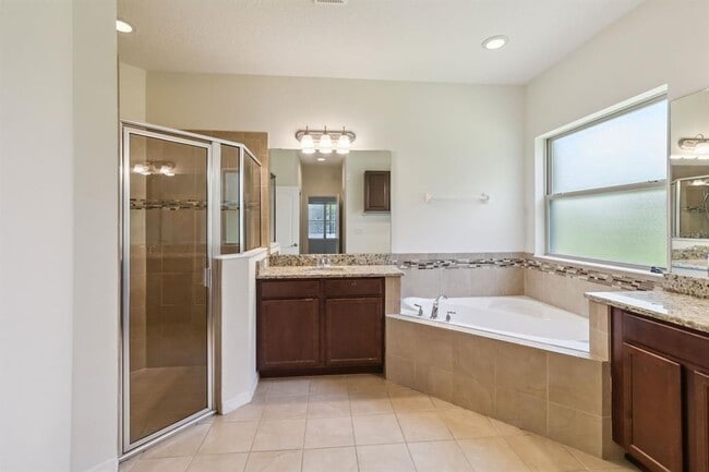 Building Photo - 1289 Heavenly Cove