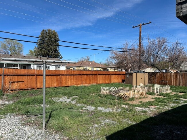 Building Photo - **READY FOR MOVE IN** Sparks Single Story Home