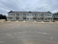 Building Photo - 1011 Peony Ln