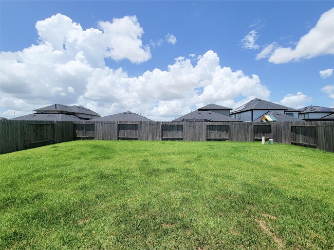 Building Photo - "Spacious 4-Bedroom Haven in Katy, TX with 3.5 Baths – Your Ideal Family Retreat Awaits!"