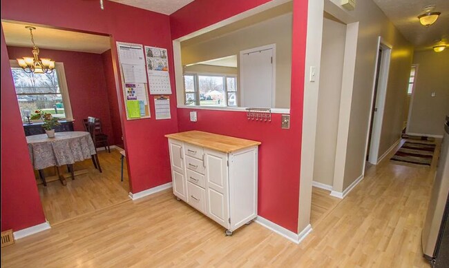 Building Photo - 7301 Welland Dr