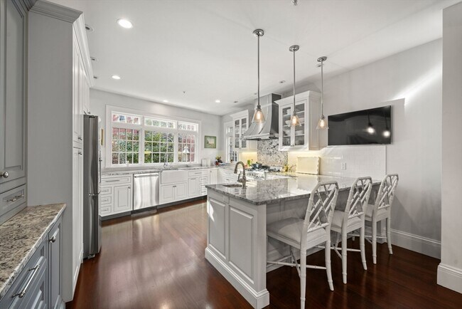 Building Photo - 3 Mount Vernon Square