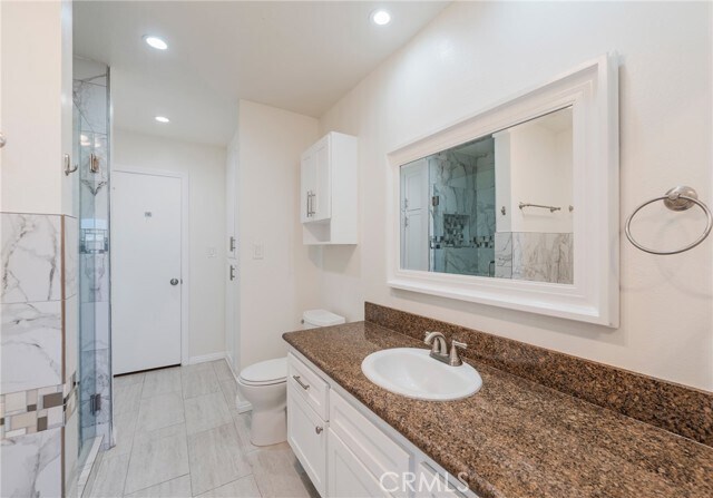 Building Photo - 730 Esplanade