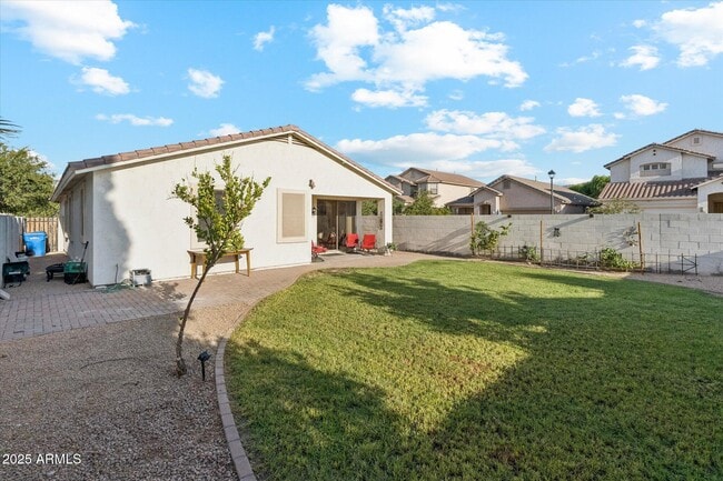 Building Photo - 6848 S 27th St