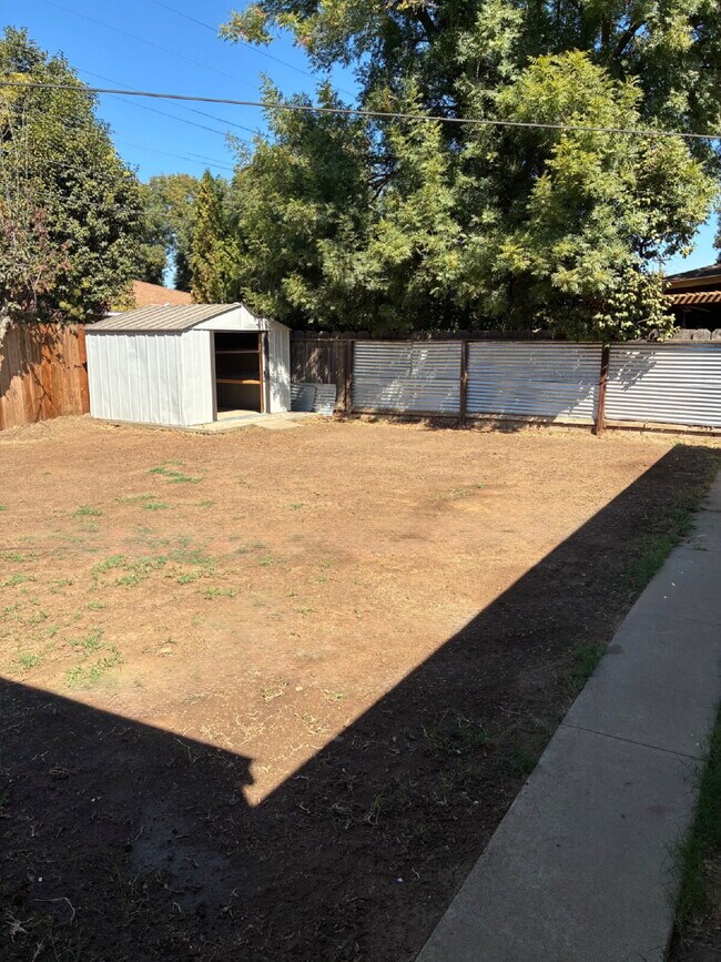 Building Photo - 2653 Agnes Way