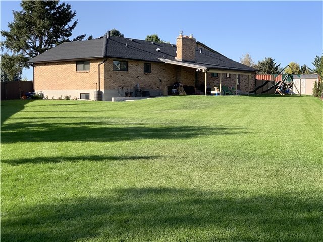 Building Photo - 1211 Meadow Ridge Ln
