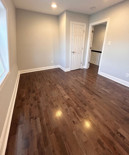 Building Photo - 157 E Duval St