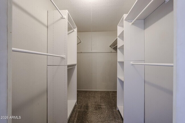 Building Photo - 4028 N Granite Reef Rd