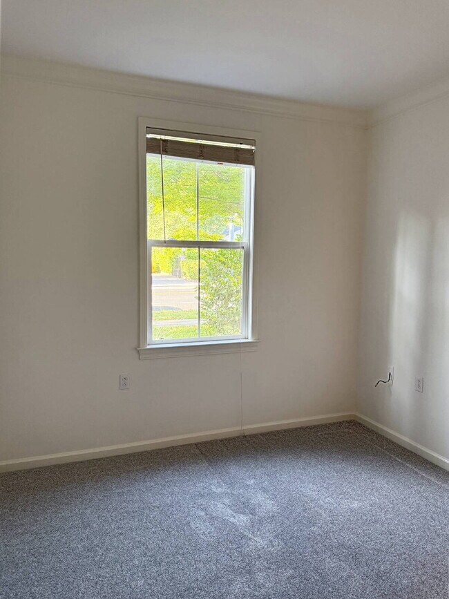 Building Photo - Eastside Sonoma | Single-Level Living Near the Plaza
