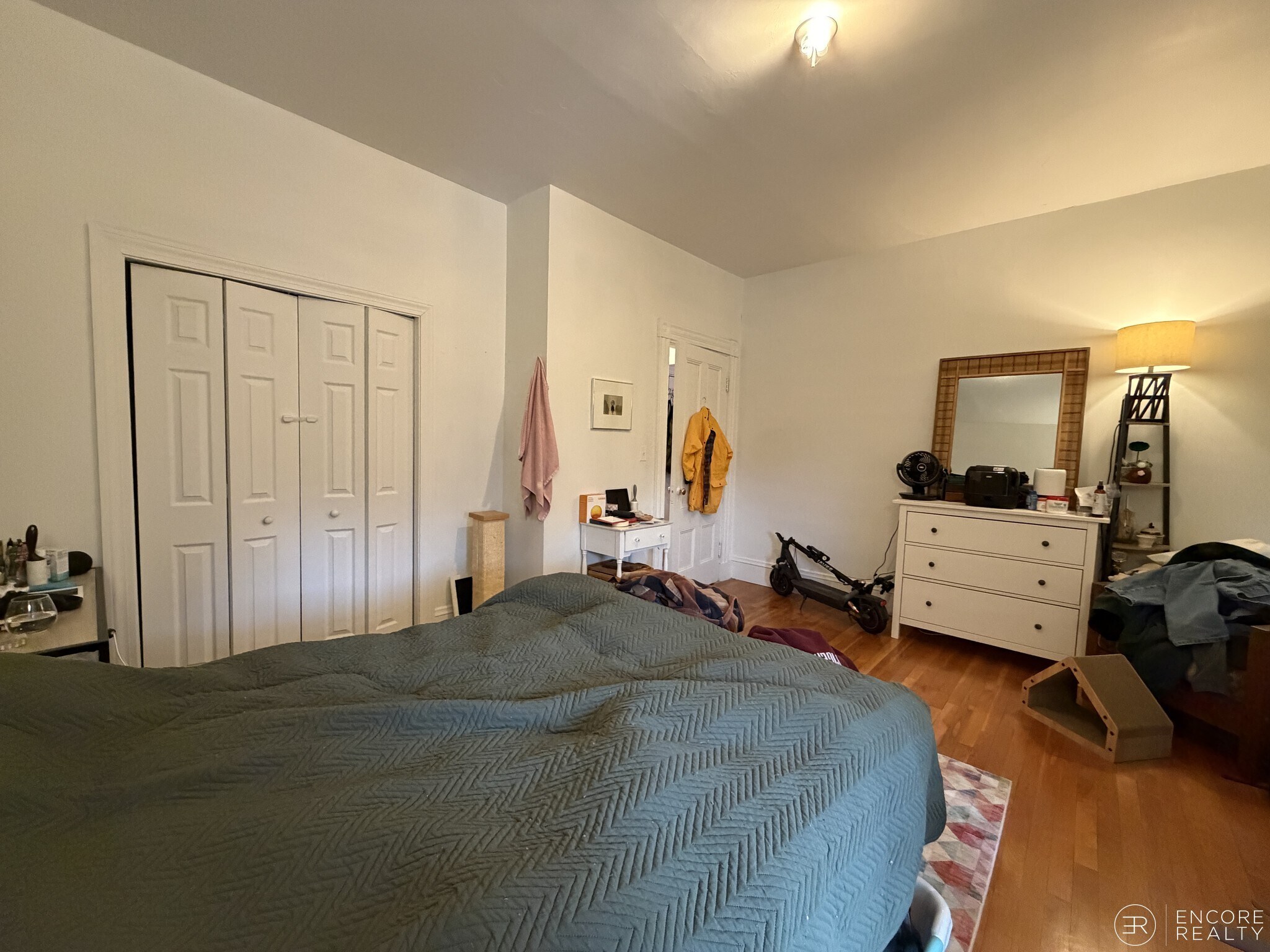 Building Photo - 16 Davis Ave