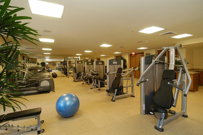 Building Photo - 7181 E Camelback Rd