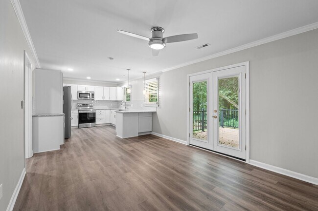 Building Photo - Charming, Newly Remodeled 3 BR, 1.5 BA Home with Fenced Yard on Large Private Lot