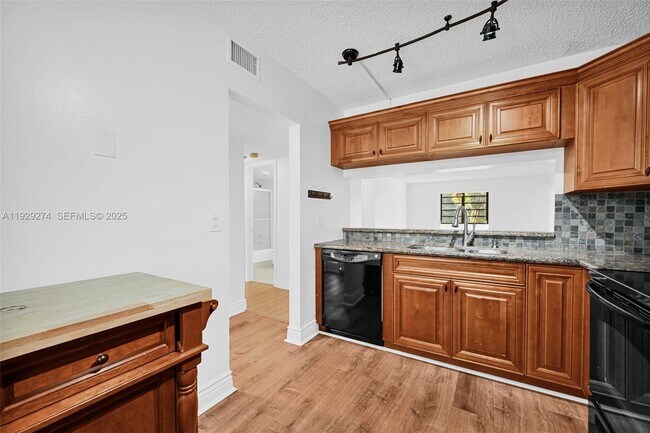 Building Photo - 3150 NW 42nd Ave