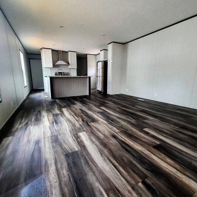 Building Photo - 94 Harvest Cir