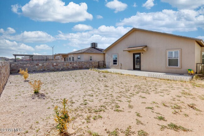 Building Photo - 14429 Spanish Point Dr