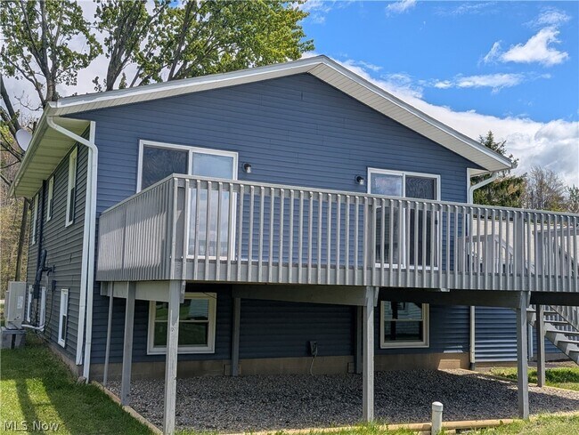 Building Photo - 17536 Hosmer Rd