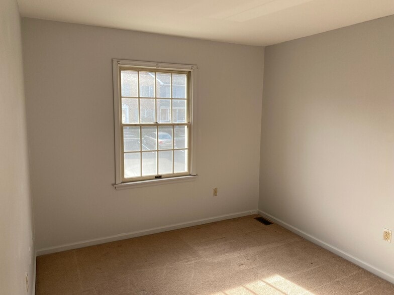 Building Photo - 1514 Ravena St