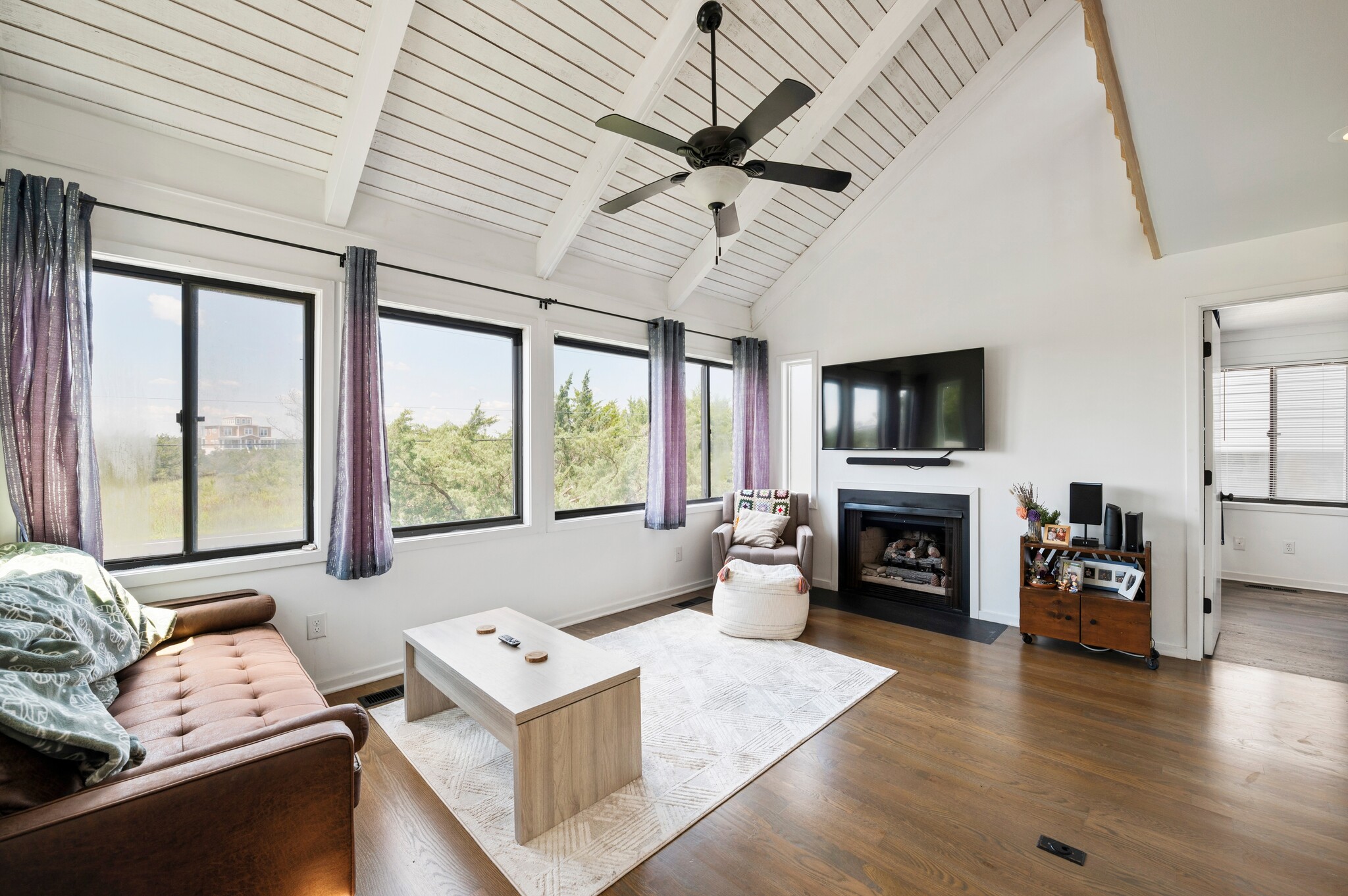 Building Photo - 8439 River Rd