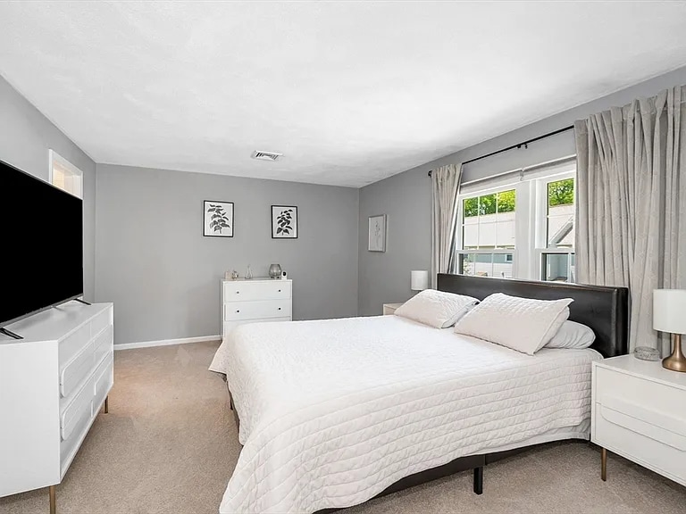 Building Photo - 31 Patrick Rd