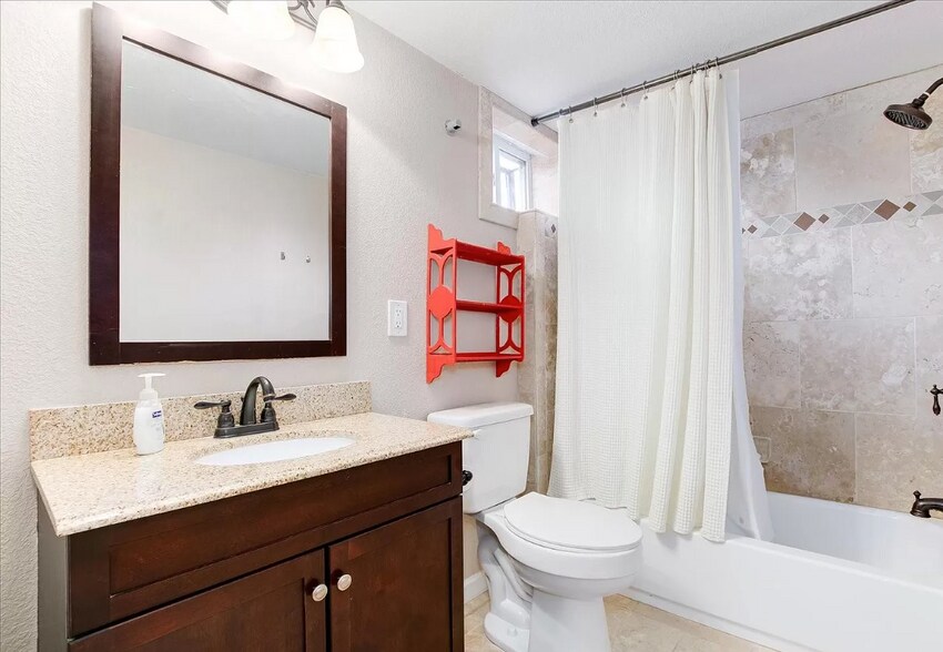 Basement Bathroom - 2801 N Vine St