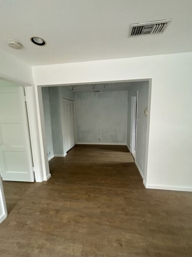Building Photo - Cloverfield