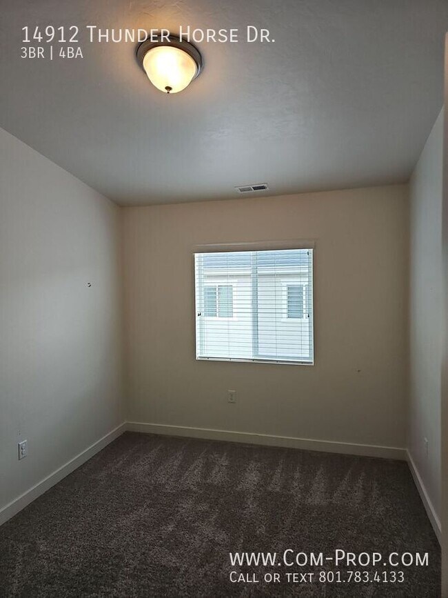 Building Photo - 14912 S Thunder Horse Ln
