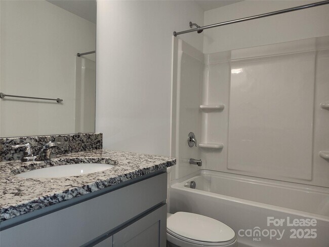 Building Photo - 10033 Guardian Dr