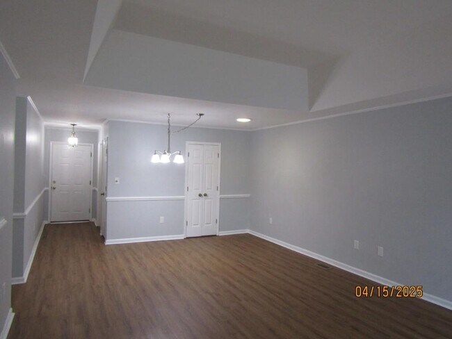 Building Photo - 603 Colony Dr