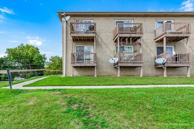 Building Photo - 821 Bode Rd
