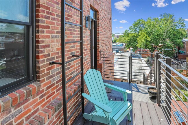 Building Photo - 2024 16th Street NW, # 3
