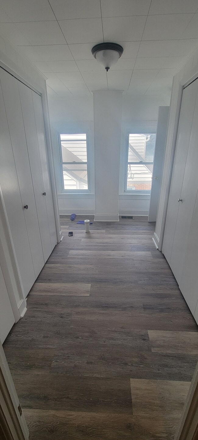 Building Photo - 11013B Coffman Ave