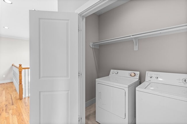 laundry closet on second floor, appliances included - 1221 W 23rd St