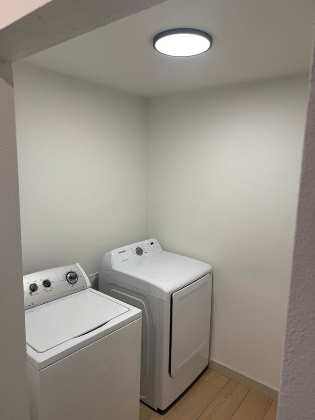 Building Photo - Remodeled Single Family Home in Hunter's Ridge Ormond Beach