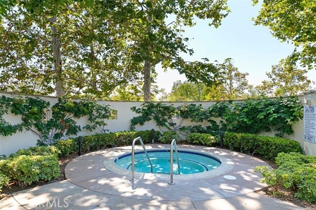 Building Photo - 41 Paseo Vespertino