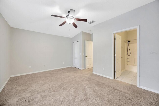Building Photo - 15780 Fishhawk Falls Dr