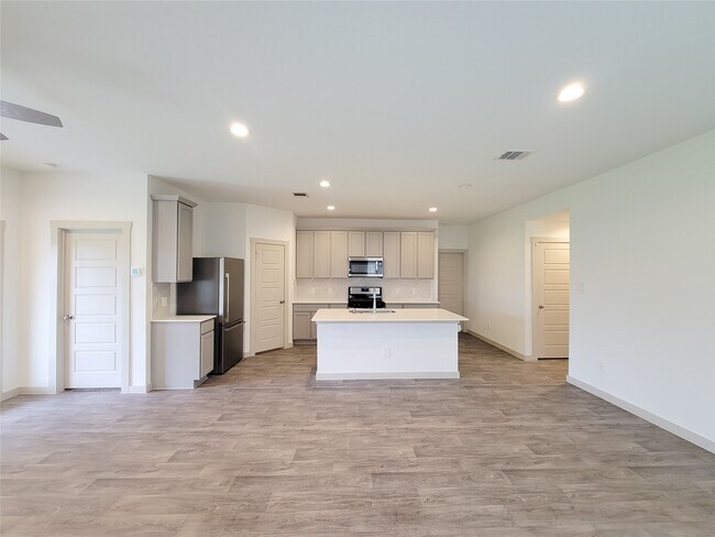 Building Photo - 7722 Caldwell Crk Wy