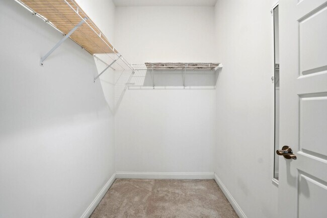 Building Photo - 2035 Prestwick Pl