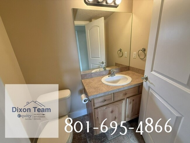 Building Photo - 625 Quinn Ct